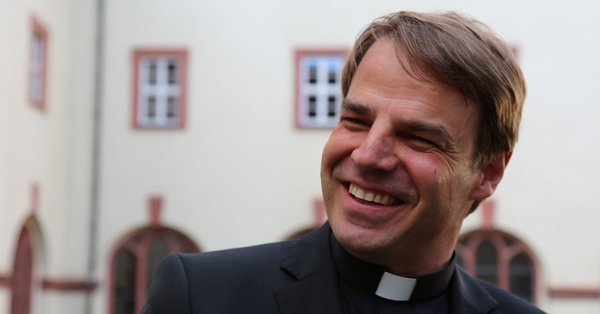 Obispo Stefan Oster.
