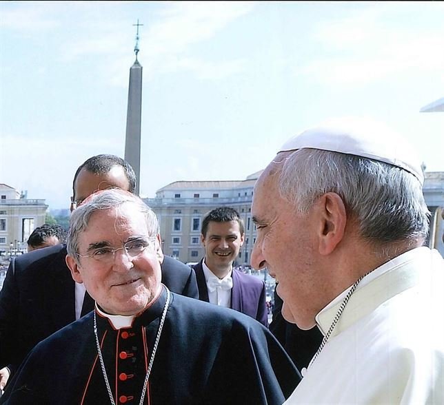 Francisco junto al Cardenal Arzobispo de Barcelona, Lluís Martínez Sistach. 