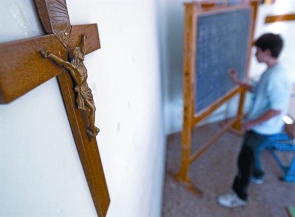 La asignatura de religión en las aulas, reducida a la mitad por la LOMCE. 