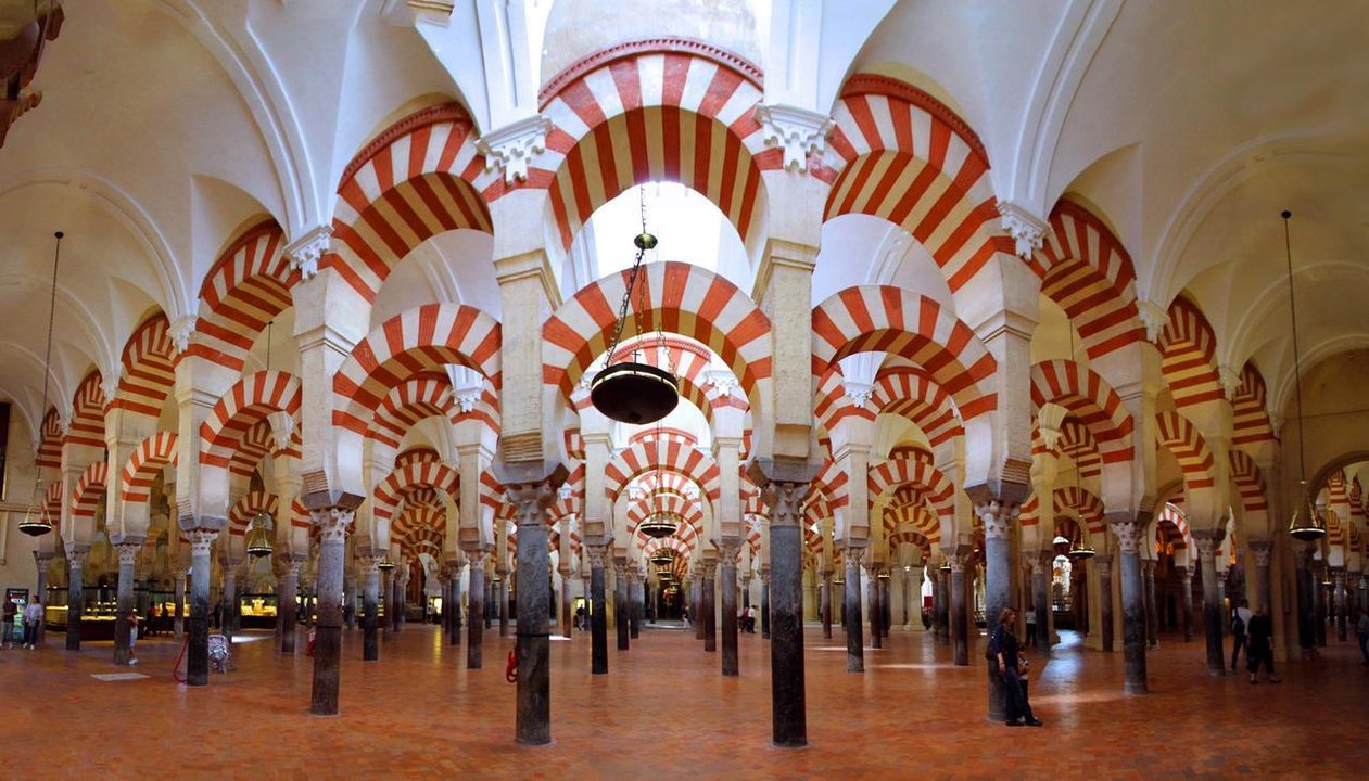 Interior de la Catedral de Córdoba, antigua Mezquita.