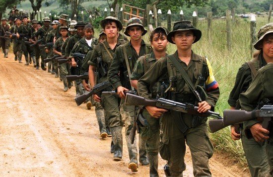 Soldados pertenecientes al grupo armado las FARC