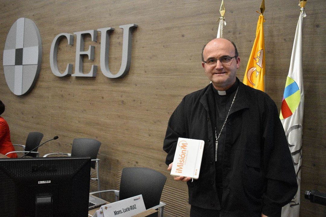 El obispo de San Sebastian, José Ignacio Munilla, en el congreso iMisión 2017. 