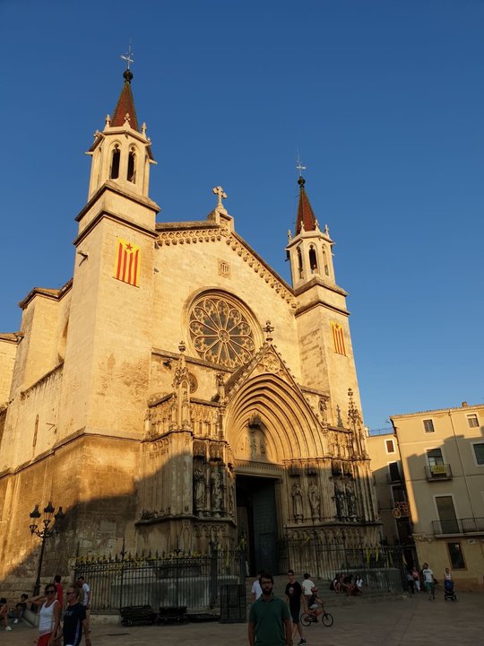 Basílica de Santa María en Villafranca del Padés.