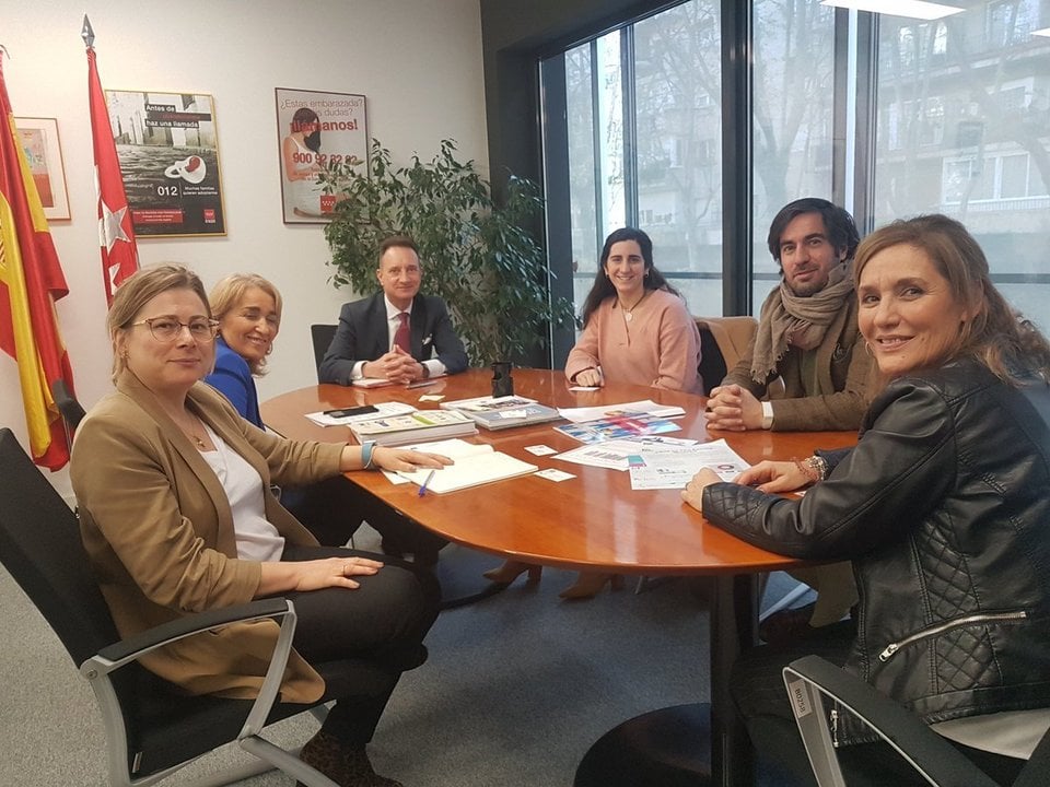 Reunión de Family Watch con Ana Sastre Campo, directora General de Infancia,Familia y Natalidad de la Comunidad de Madrid.