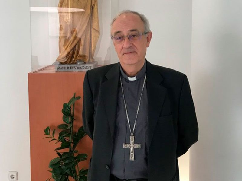 Mons. Salvador Cristau. 