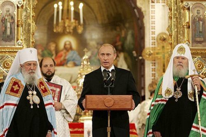 Vladímir Putin junto a líderes ortodoxos rusos. 