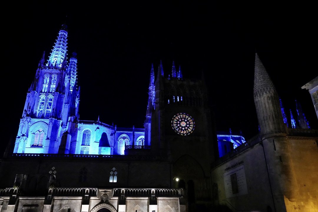Iluminación de la catedral de Burgos con motivo del VIII Centenario. 
