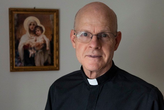 Padre Stephen Rossetti.