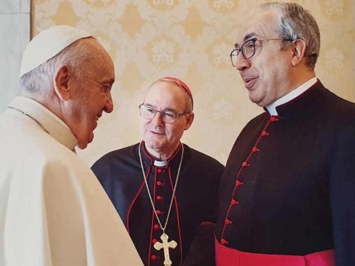 Garcia Magán y Francisco Cerro con el Papa.