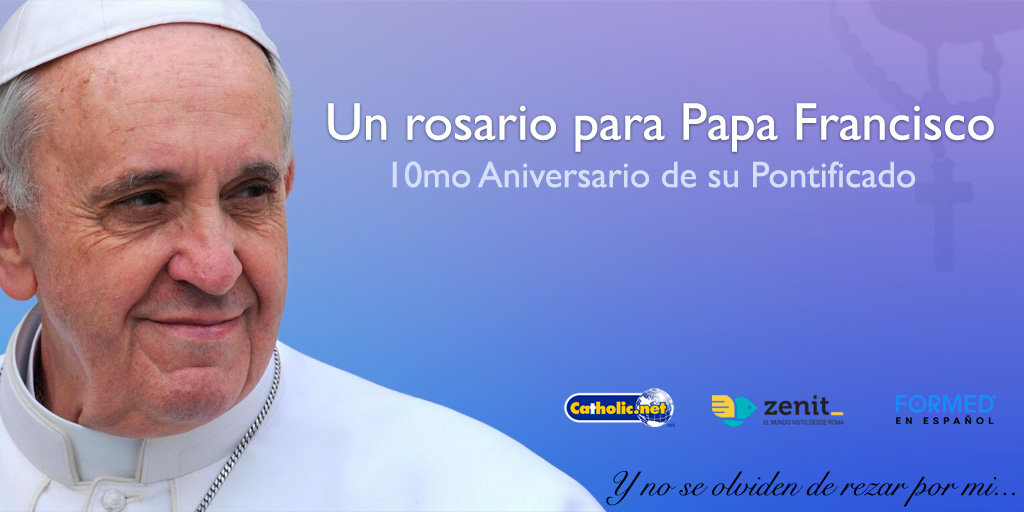 Rosario por el Papa Francisco. 