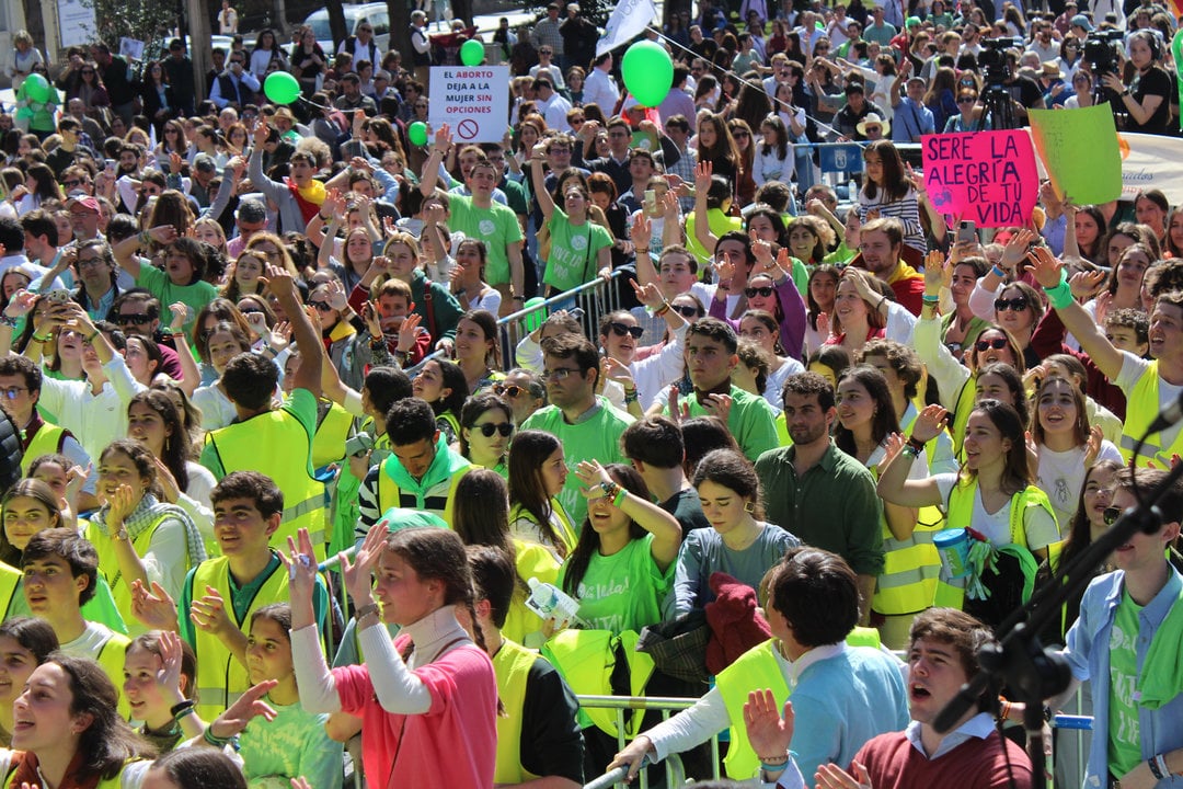 Miles de jóvenes en la Marcha Sí a la Vida.