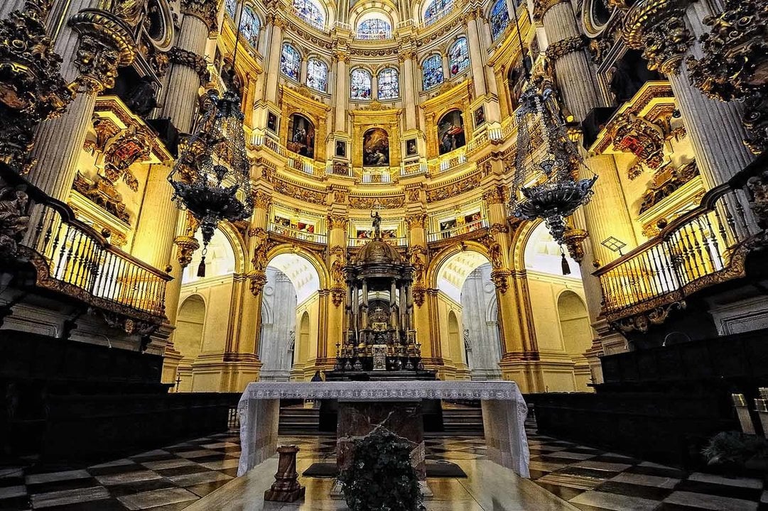 Altar Mayor. La Santa Iglesia Catedral Metropolitana de la Encarnación de Granada