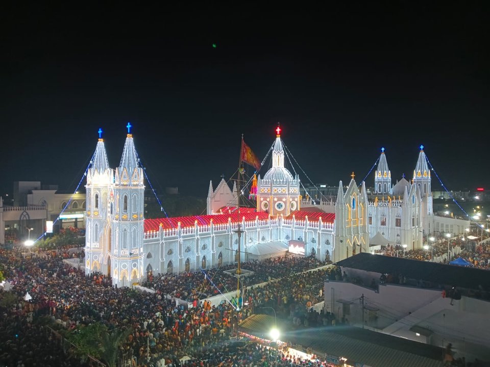 Basílica de Nuestra Señora de la Salud en Velankanni (India).