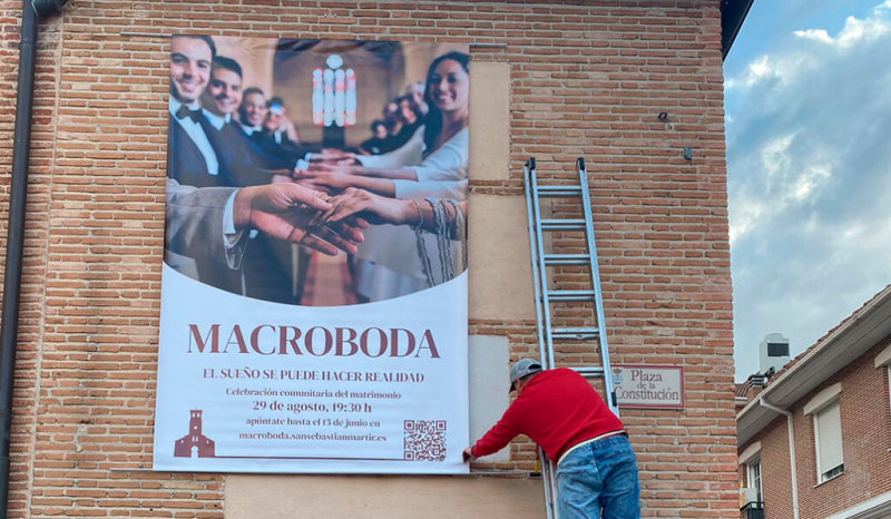 Pancarta de macroboda. 