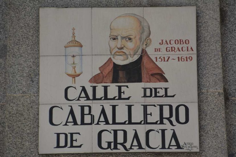 Placa del nombre de la calle de Caballero de Gracia. 