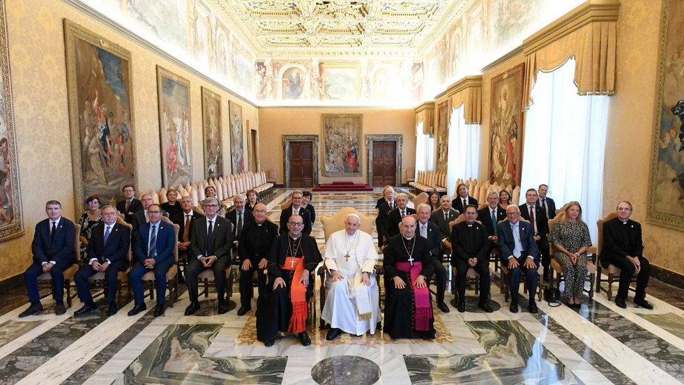 El Papa Francisco recibe al Consejo General de Cáritas. 