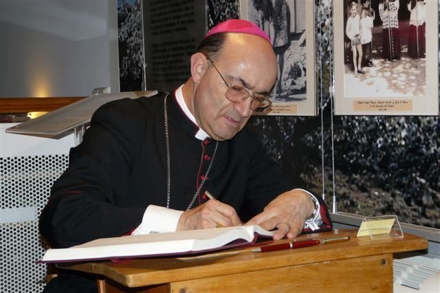 Monseñor Fidel Herráez.