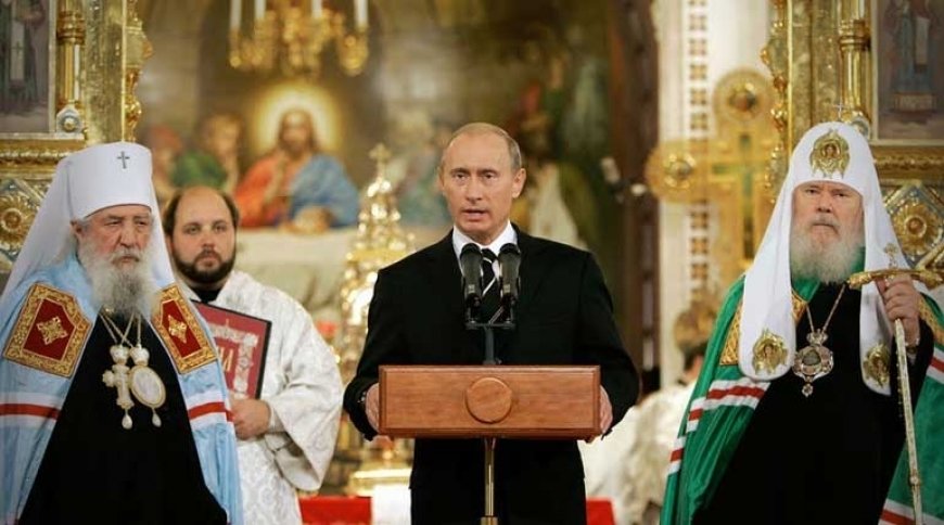 Vladimir Putin con patriarcas de la Iglesia rusa. 