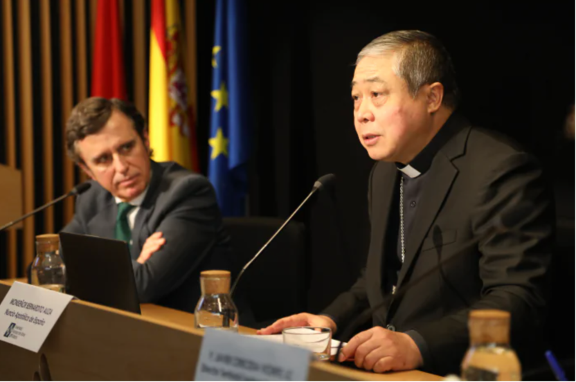 Daniel, Sada, rector de la UFV y Monseñor Auza, nuncio nuncio apostólico en España.