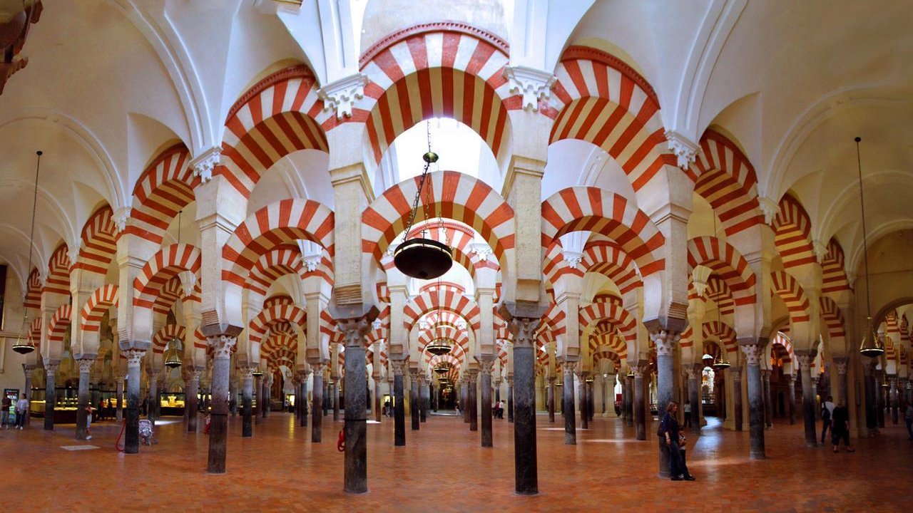 Interior de la Catedral de Córdoba, antigua Mezquita.