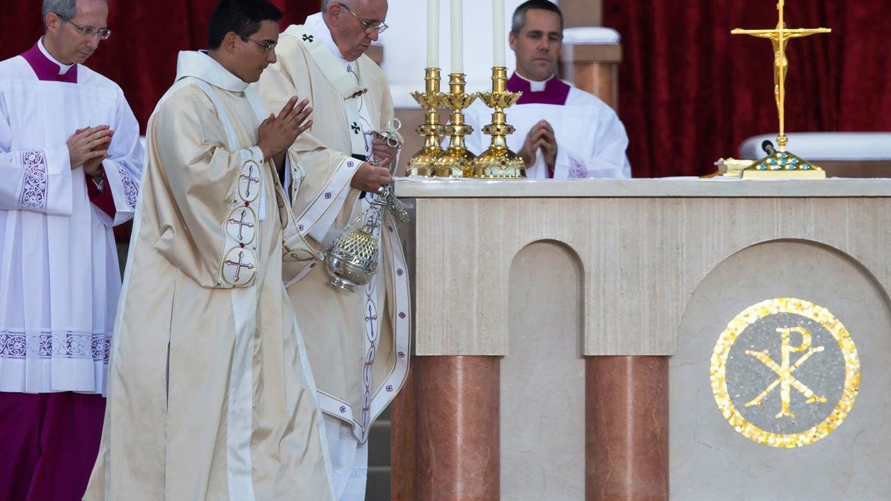 Francisco, en una ceremonia de canonización.