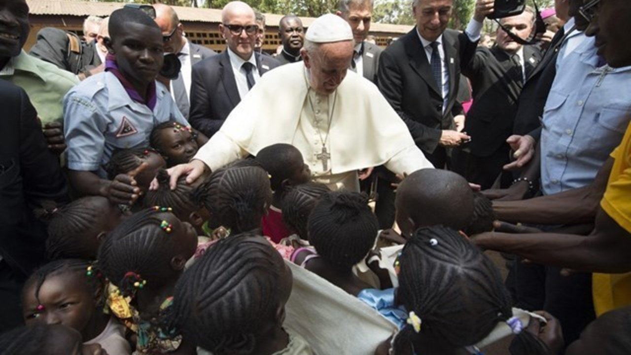 El Papa Francisco en su viaje a África. (Foto: Radio Vaticana).  