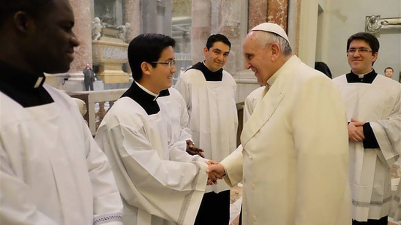 Seminaristas con el Papa Francisco. 
