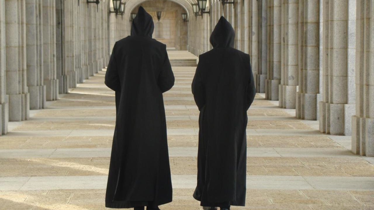 Monjes benedictinos de la abadía del Valle de los Caídos. 
