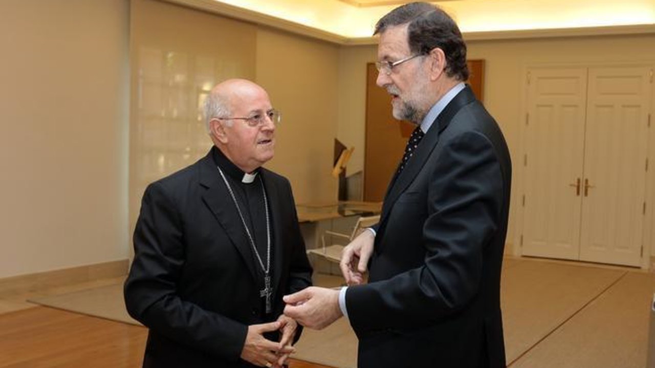 Rajoy recibe a monseñor Blázquez en la Moncloa | D. Crespo. 