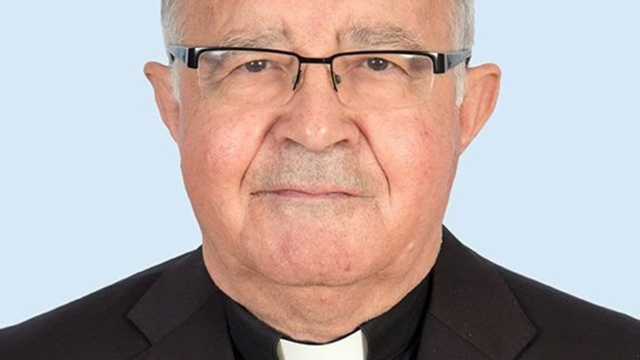 Mons. Gregorio Martínez