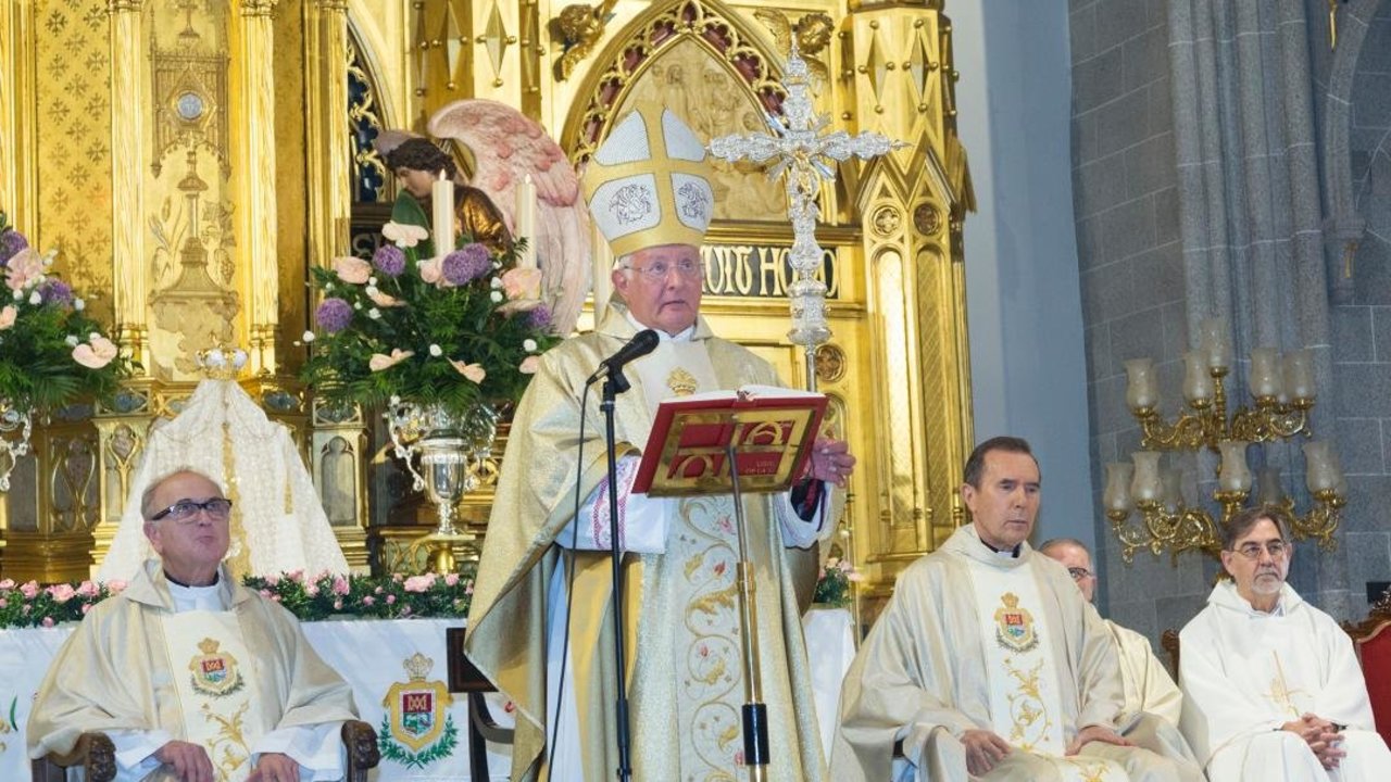 Monseñor Vicente Juan.