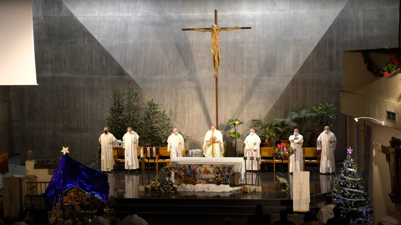 Bernardito Auza clausura el Jubileo del VIII centenario del nacimiento de santo Domingo de Guzmán en la parroquia Ntra. Sra. del Rosario de Filipinas, en Madrid.