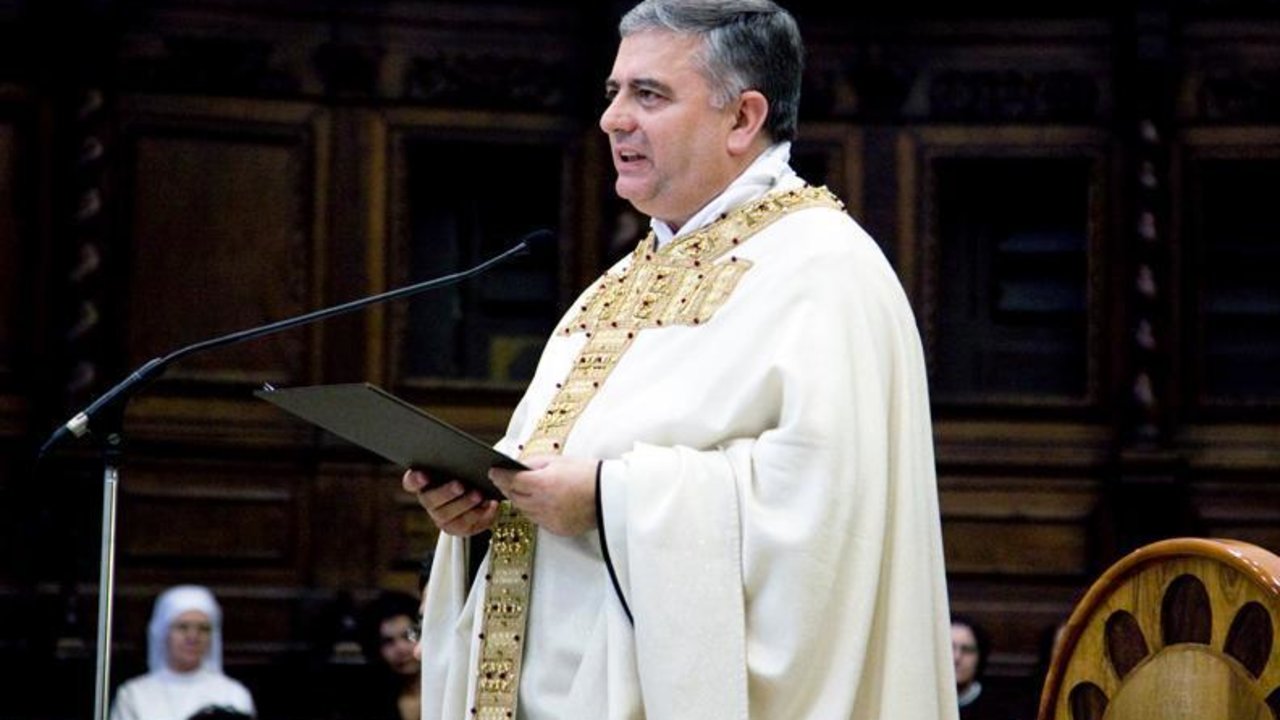 Monseñor Rodríguez Carballo.