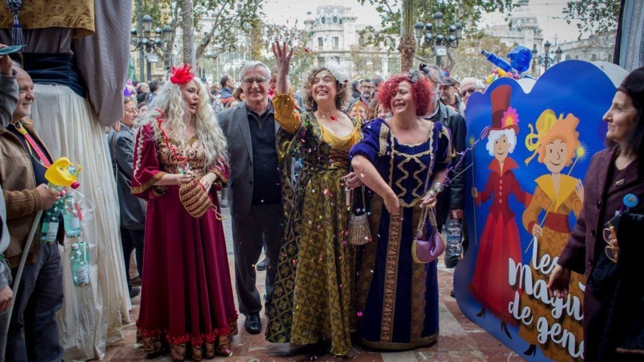 El alcalde de Valencia con las "reinas magas".
