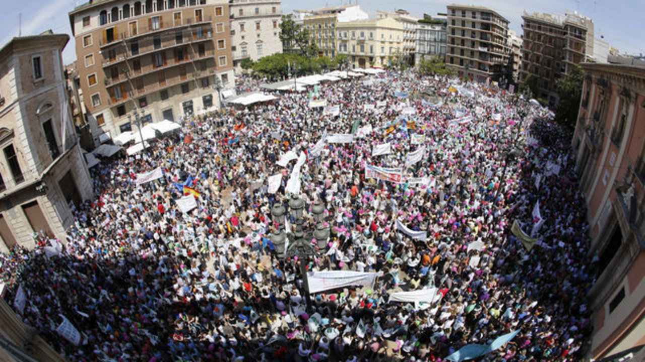 Manifestación en Valencia a favor de la escuela concertada. 