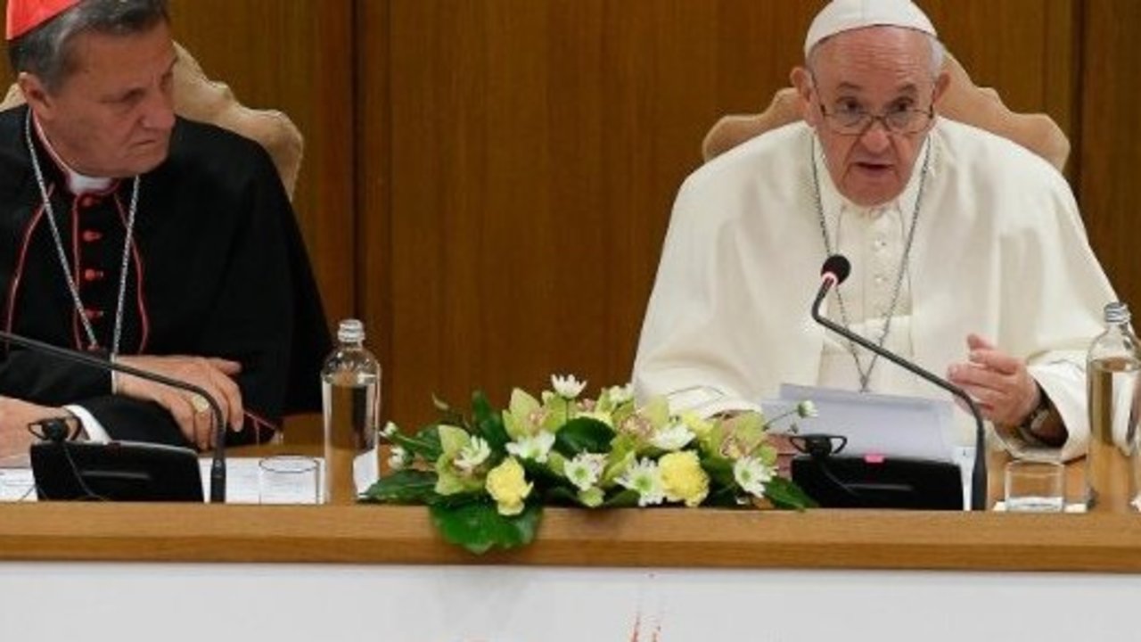 El Papa Francisco, en la apertura del sínodo 2021.