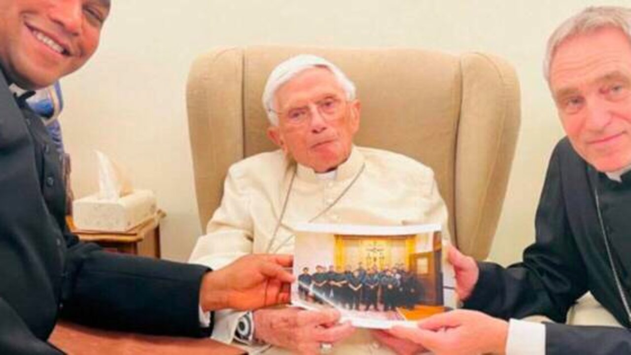 Última imagen pública de Benedicto XVI.