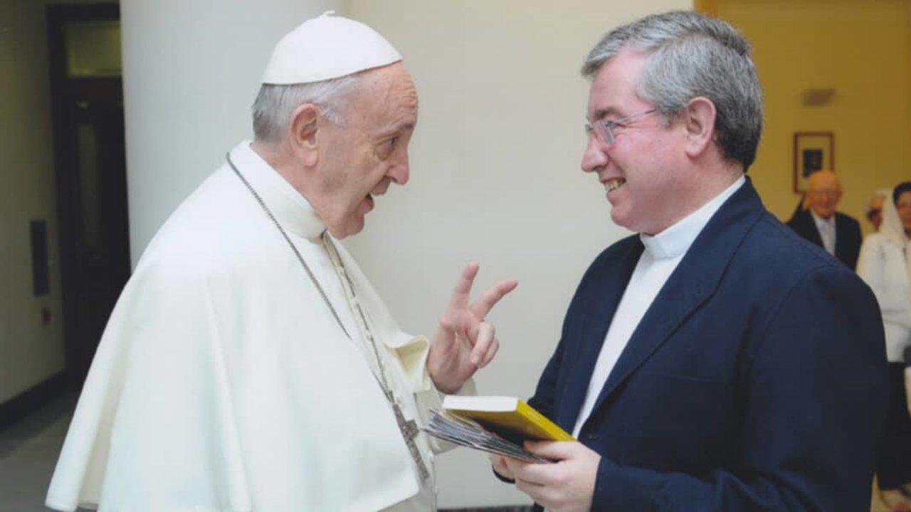 El Papa Francisco con Fernando Prado.